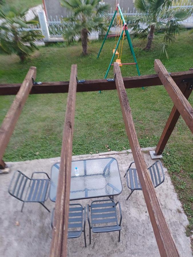 Villa Paradisos Likostomon Екстер'єр фото