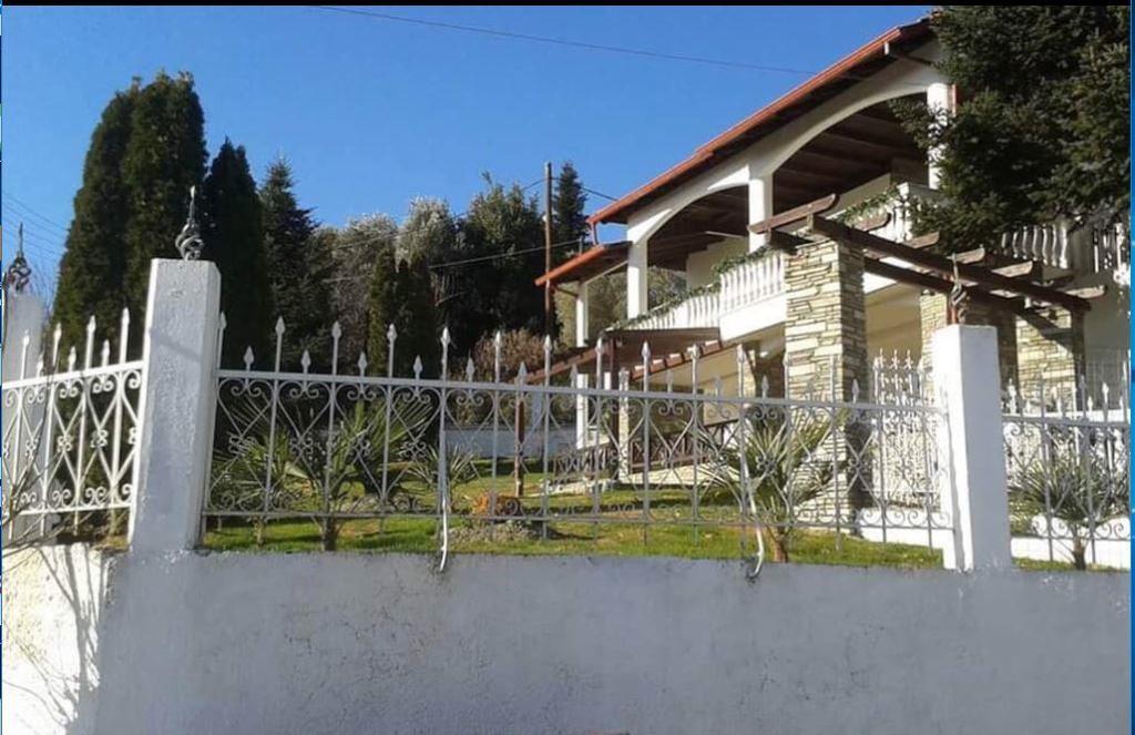 Villa Paradisos Likostomon Екстер'єр фото